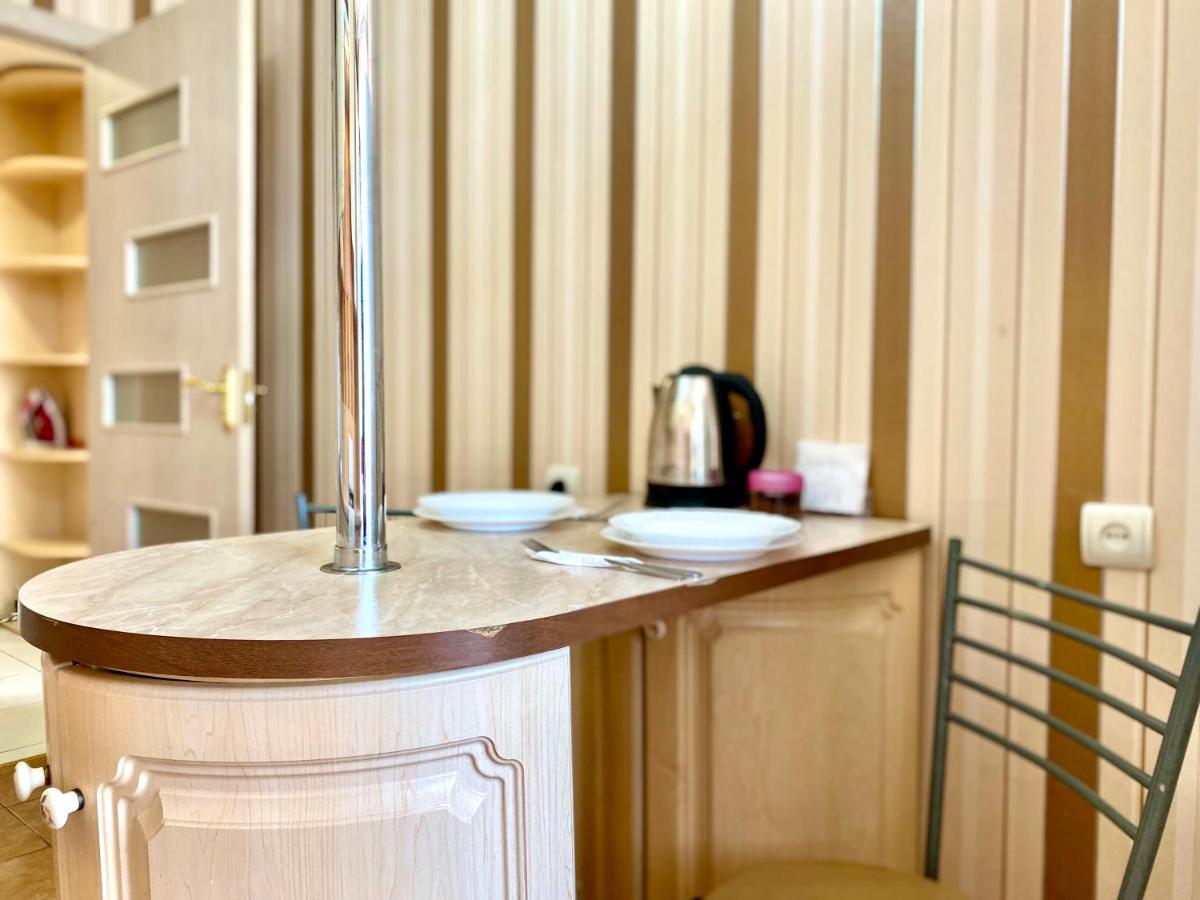 Apartpoltava Елегантна Квартира В Новобудові,Біля Каштанової Алеї, Центр Міста, Звітна Документація Exteriér fotografie